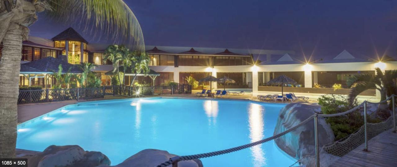 La Casaboubou Bed & Breakfast Saint-Francois  Eksteriør bilde