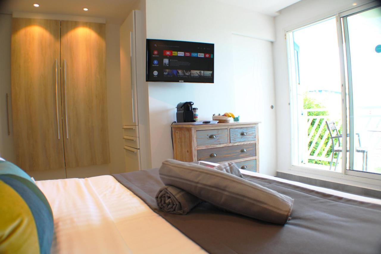 La Casaboubou Bed & Breakfast Saint-Francois  Eksteriør bilde